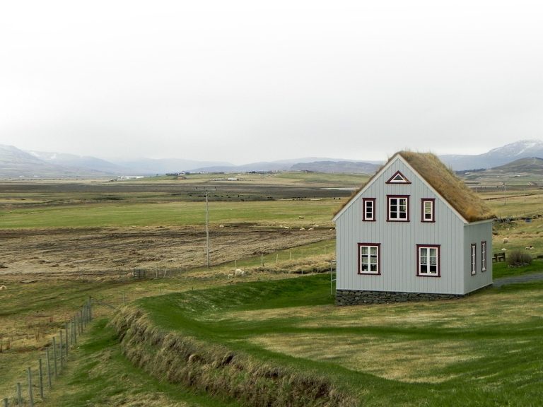 Iceland, landscape, nature — Spot Red Flags Early with Free Tenant Screening Access