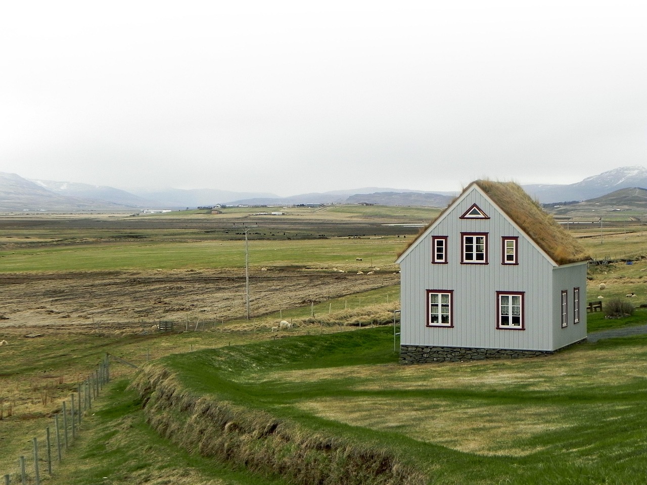 Iceland, landscape, nature — Spot Red Flags Early with Free Tenant Screening Access